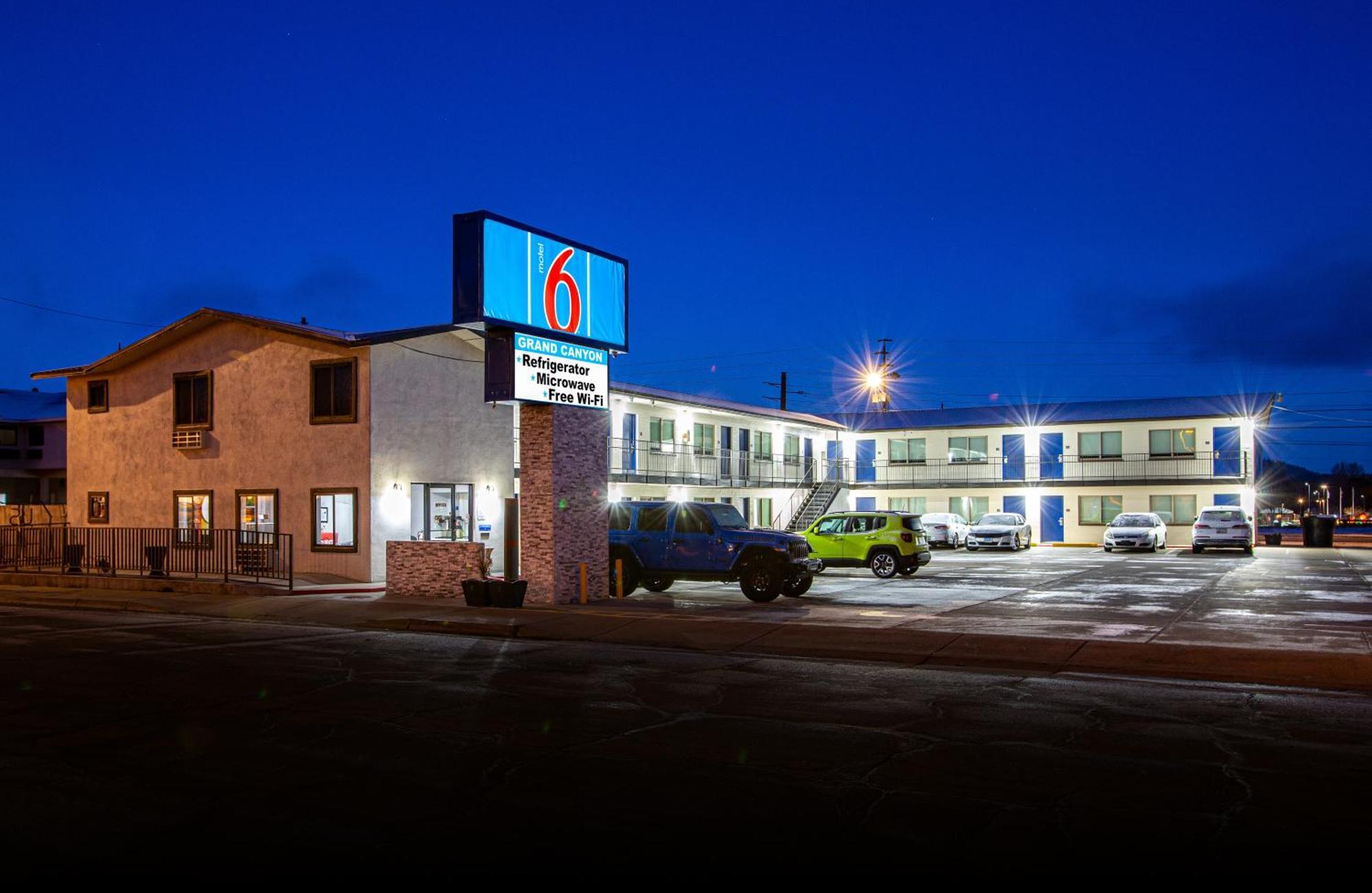 Motel 6 Williams Az Downtown Grand Canyon מראה חיצוני תמונה