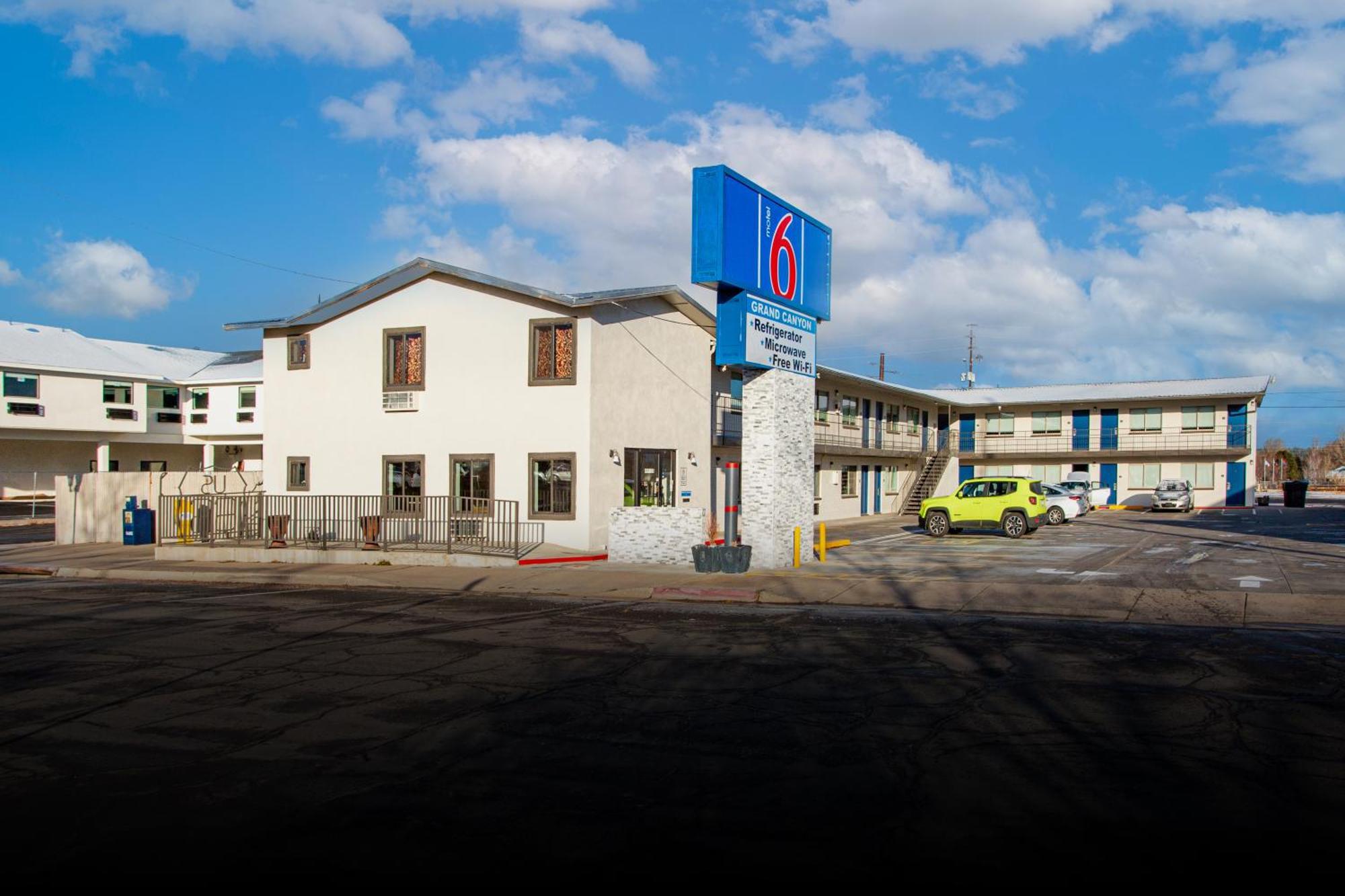 Motel 6 Williams Az Downtown Grand Canyon מראה חיצוני תמונה
