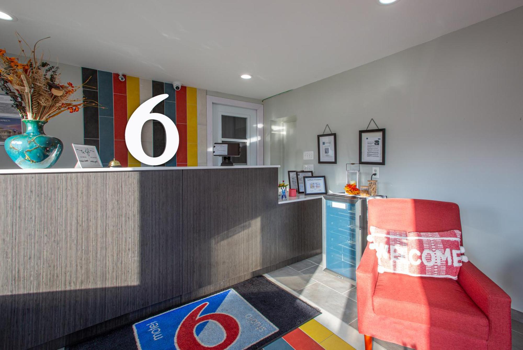 Motel 6 Williams Az Downtown Grand Canyon מראה חיצוני תמונה